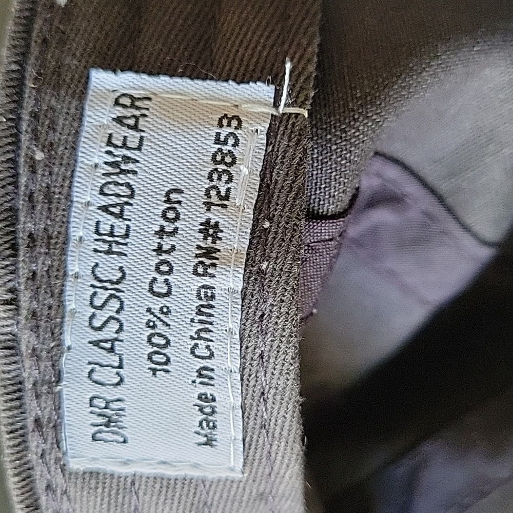 Baseball cap - Picture 3 of 5